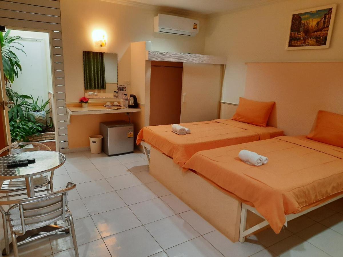 Fancy Carp Resort Cha-Am Exterior photo