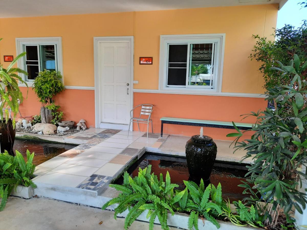 Fancy Carp Resort Cha-Am Exterior photo