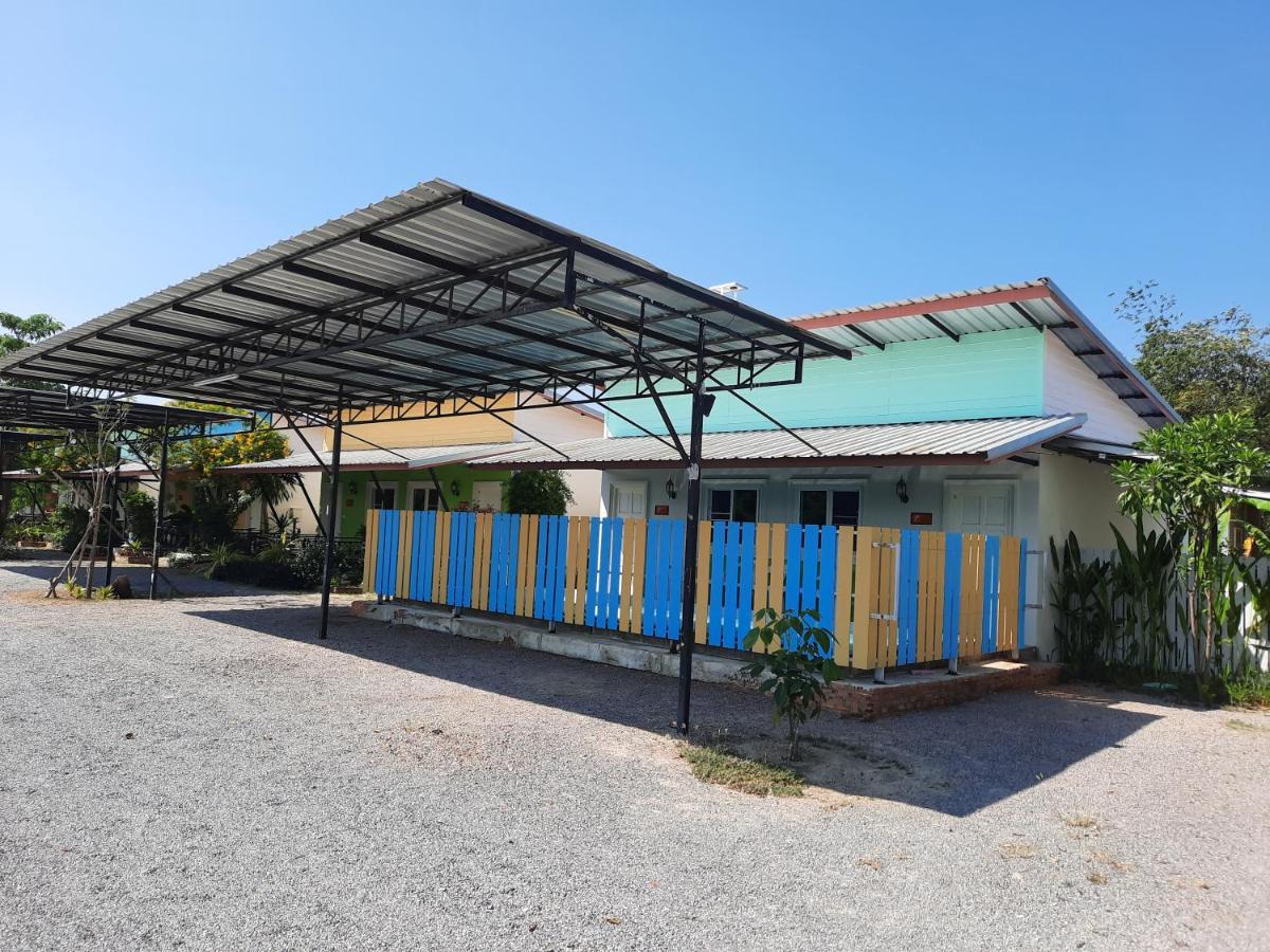 Fancy Carp Resort Cha-Am Exterior photo