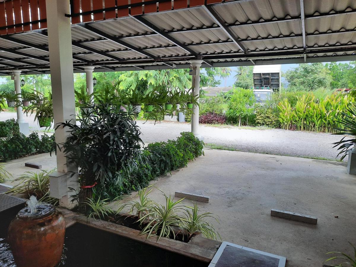 Fancy Carp Resort Cha-Am Exterior photo