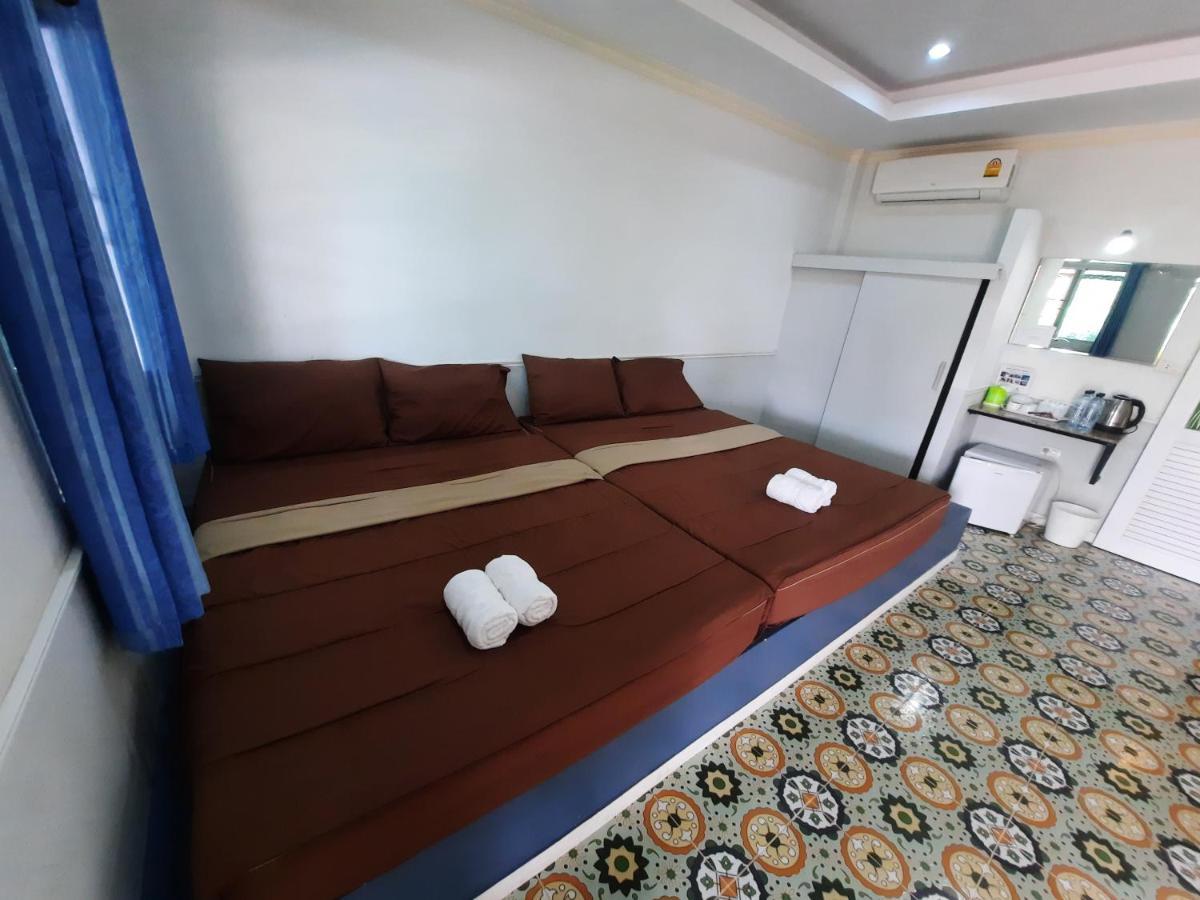 Fancy Carp Resort Cha-Am Exterior photo