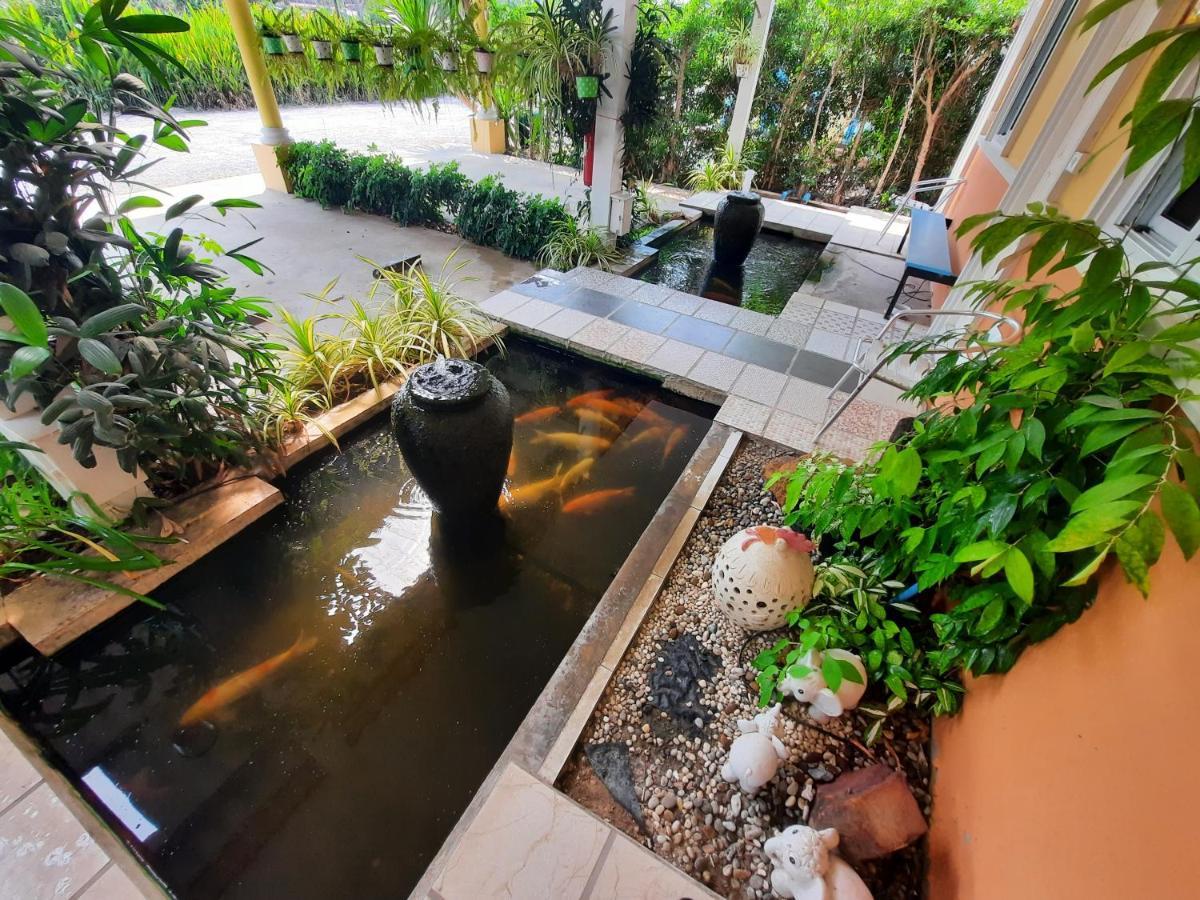 Fancy Carp Resort Cha-Am Exterior photo