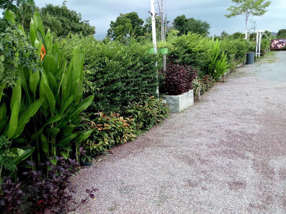 Fancy Carp Resort Cha-Am Exterior photo